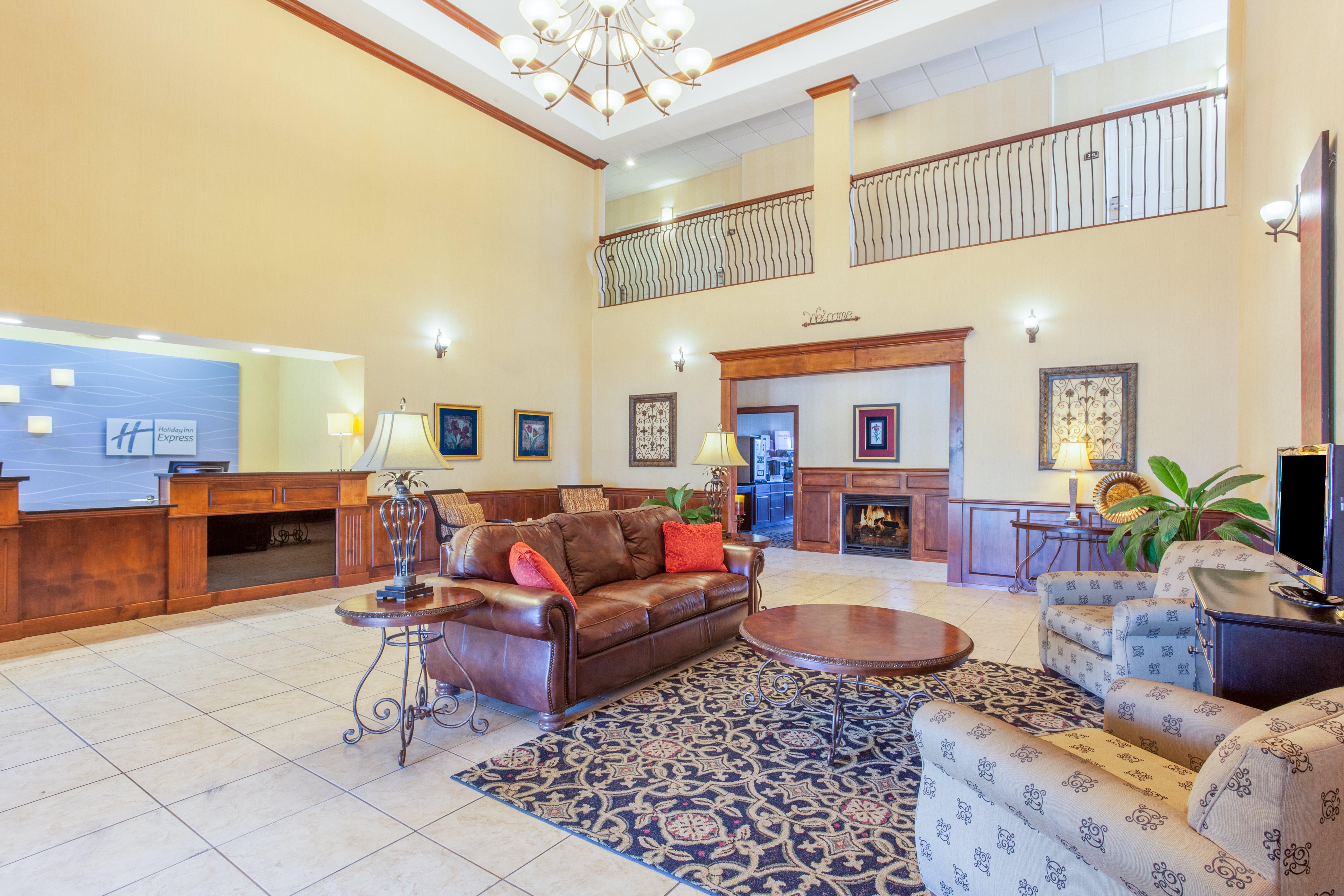 Holiday Inn Express Hotel & Suites Clarksville Eksteriør bilde