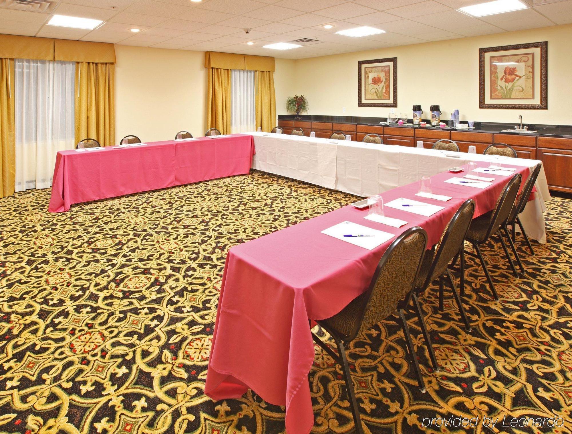 Holiday Inn Express Hotel & Suites Clarksville Fasiliteter bilde