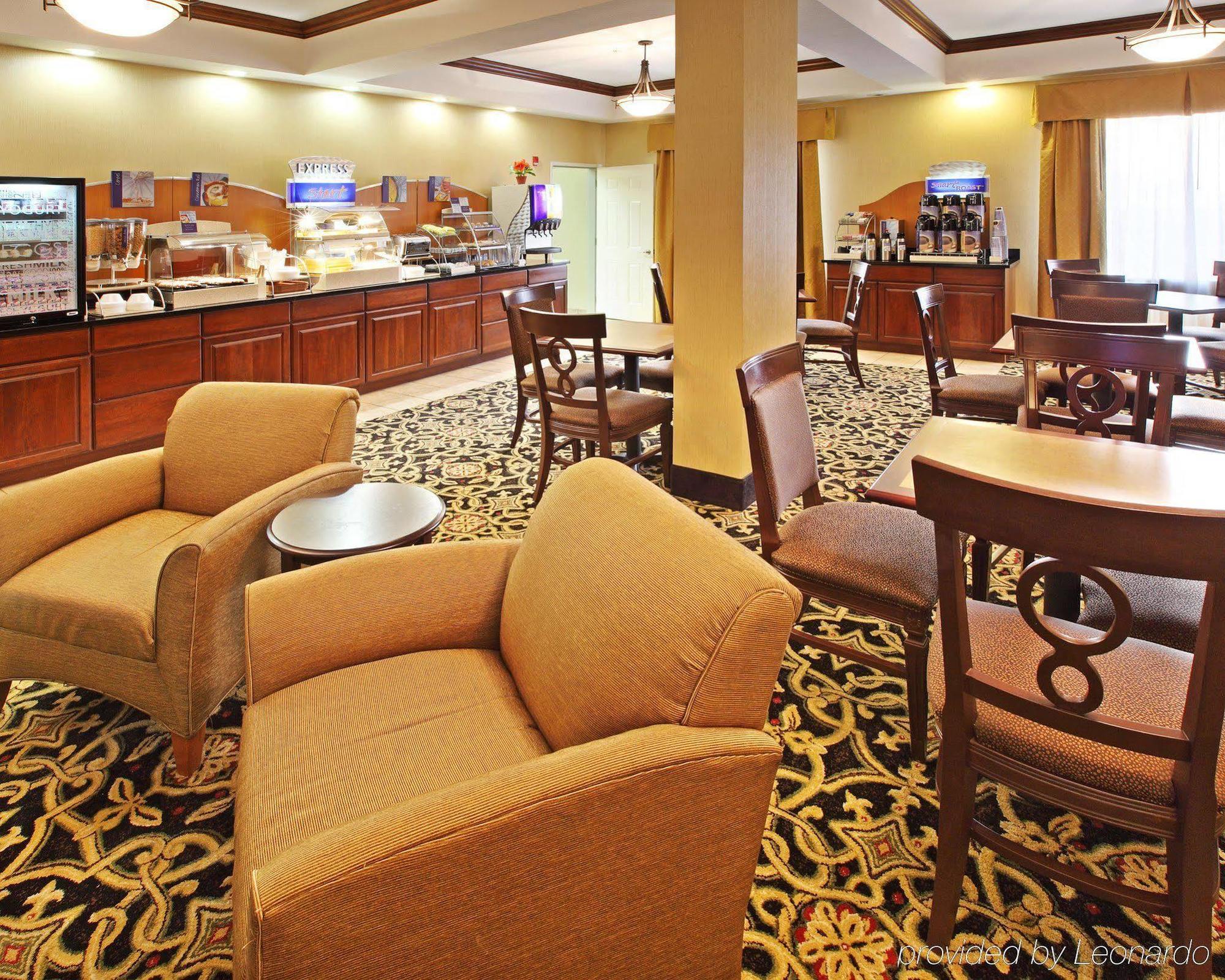 Holiday Inn Express Hotel & Suites Clarksville Eksteriør bilde