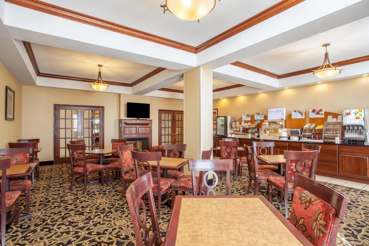 Holiday Inn Express Hotel & Suites Clarksville Eksteriør bilde