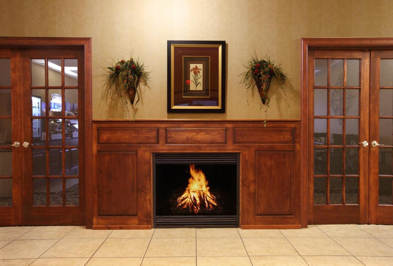 Holiday Inn Express Hotel & Suites Clarksville Eksteriør bilde